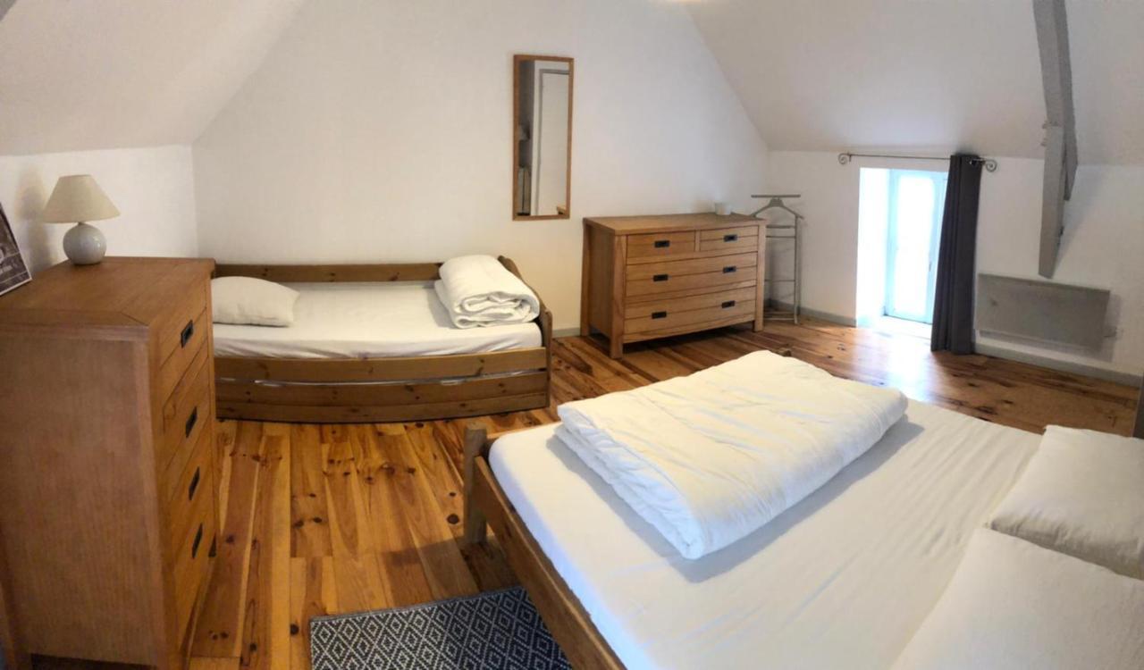 Gites De La Touche Aux Pourvoirs Combourg Eksteriør billede