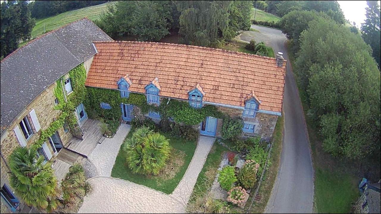 Gites De La Touche Aux Pourvoirs Combourg Eksteriør billede